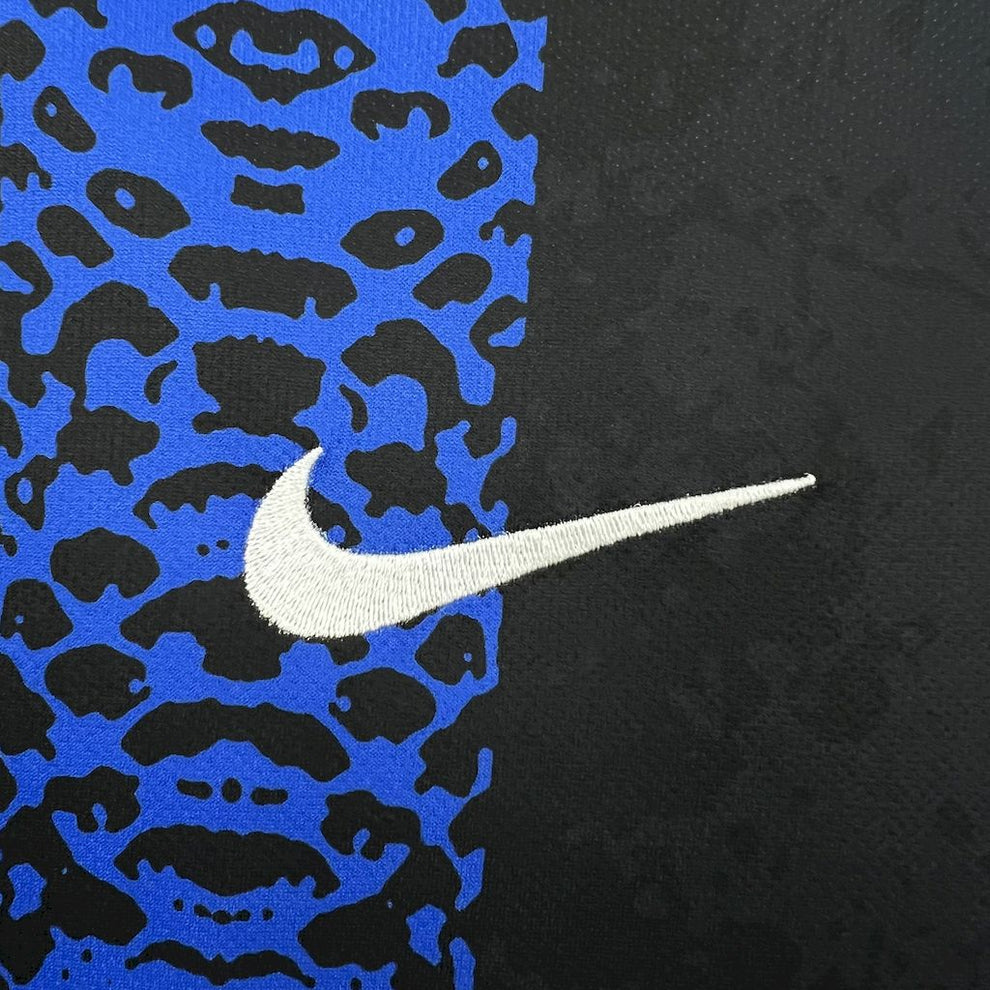 Kit de edición limitada "La Serpiente" del Inter de Milán