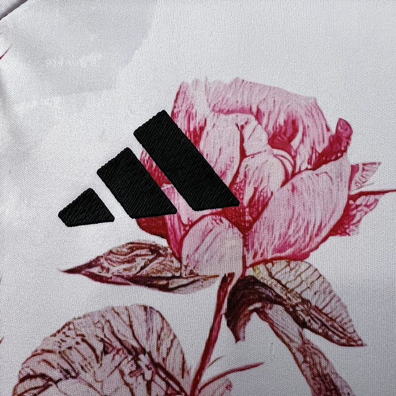 Japan "Sakura Bloom" Limited edition kit