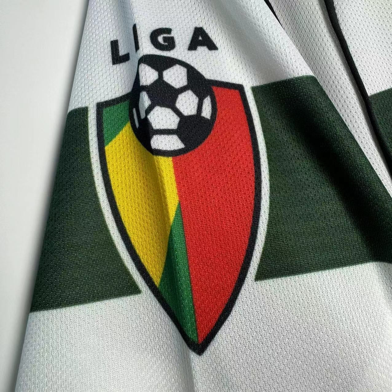 Sporting CP 2001-2003 Home Kit