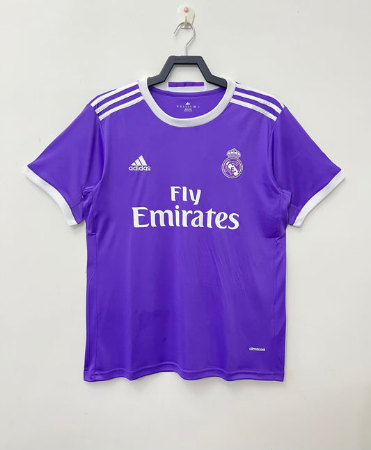Real Madrid 2016-2017 Kit
