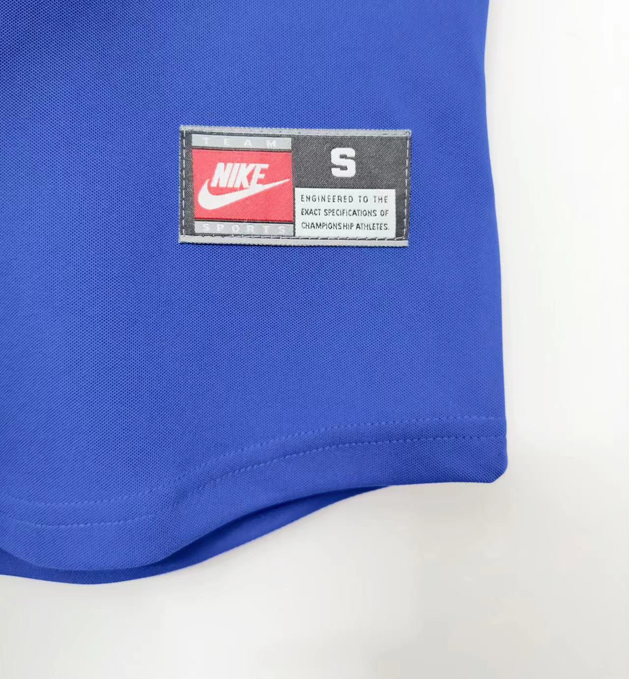 Barcelona 1999-2000 Home Kit