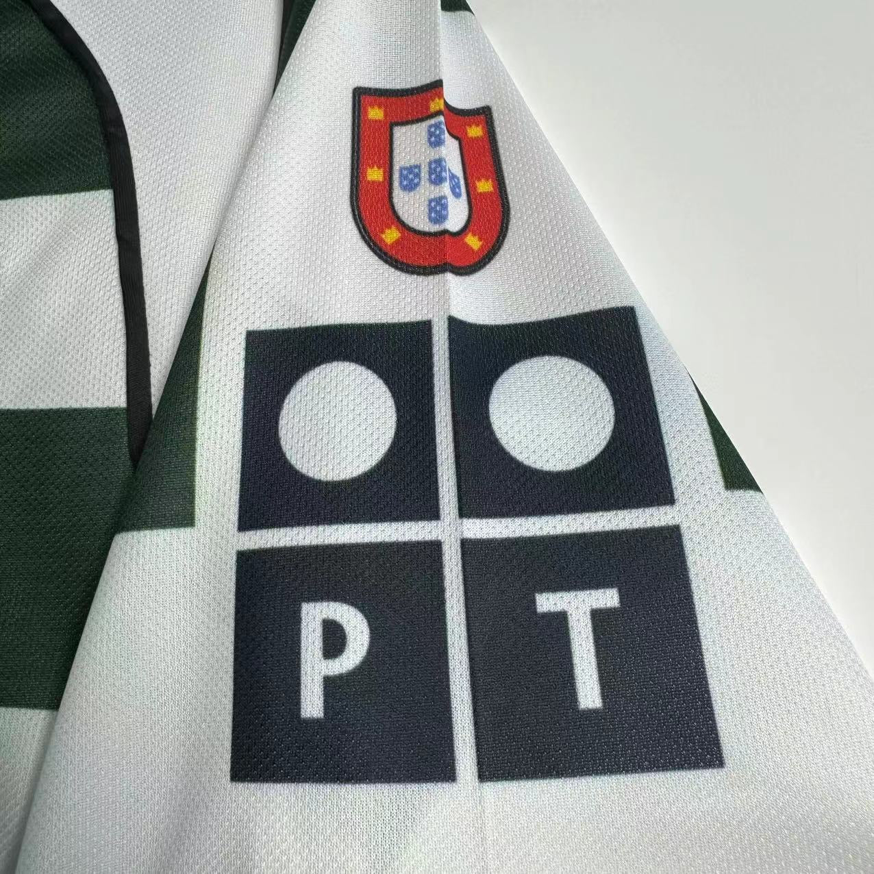 Sporting CP 2001-2003 Home Kit
