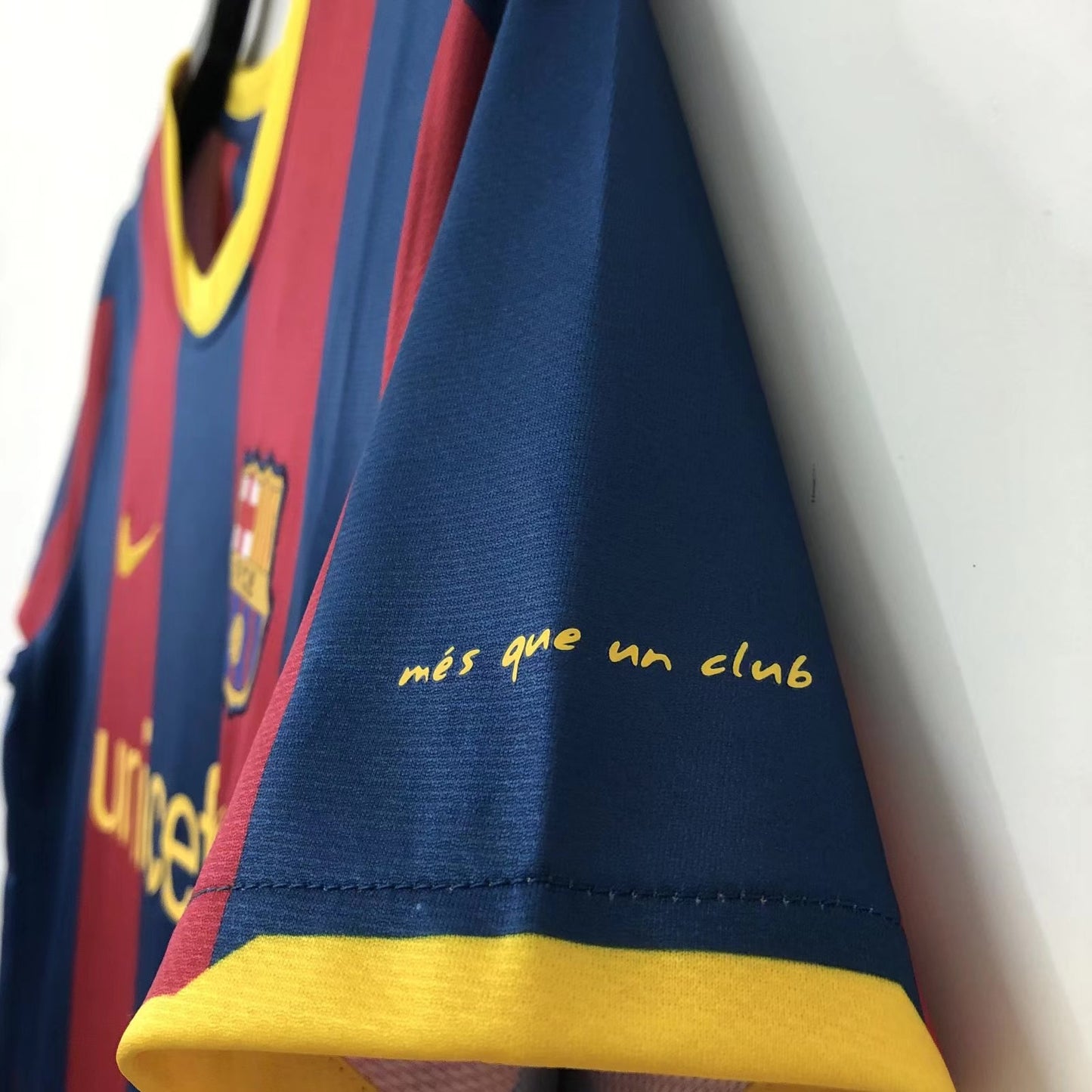 Barcelona 2010-2011 Home Kit