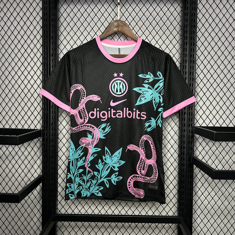 Kit de edición limitada "Serpiente rosa" del Inter de Milán